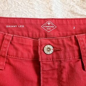 St. John's Bay size 2 burgundy skinny jeans
